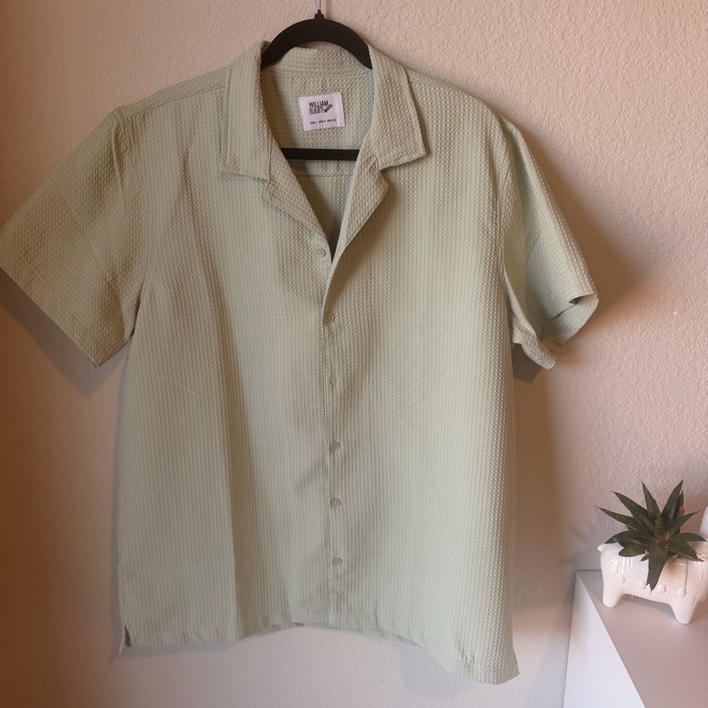 William Rast Men’s Large Camp Collar Waffle Texture Button Down Shirt